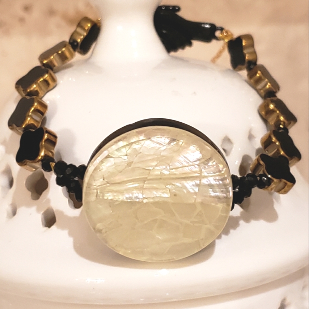 Designer bracelet. - Picture 1 of 13